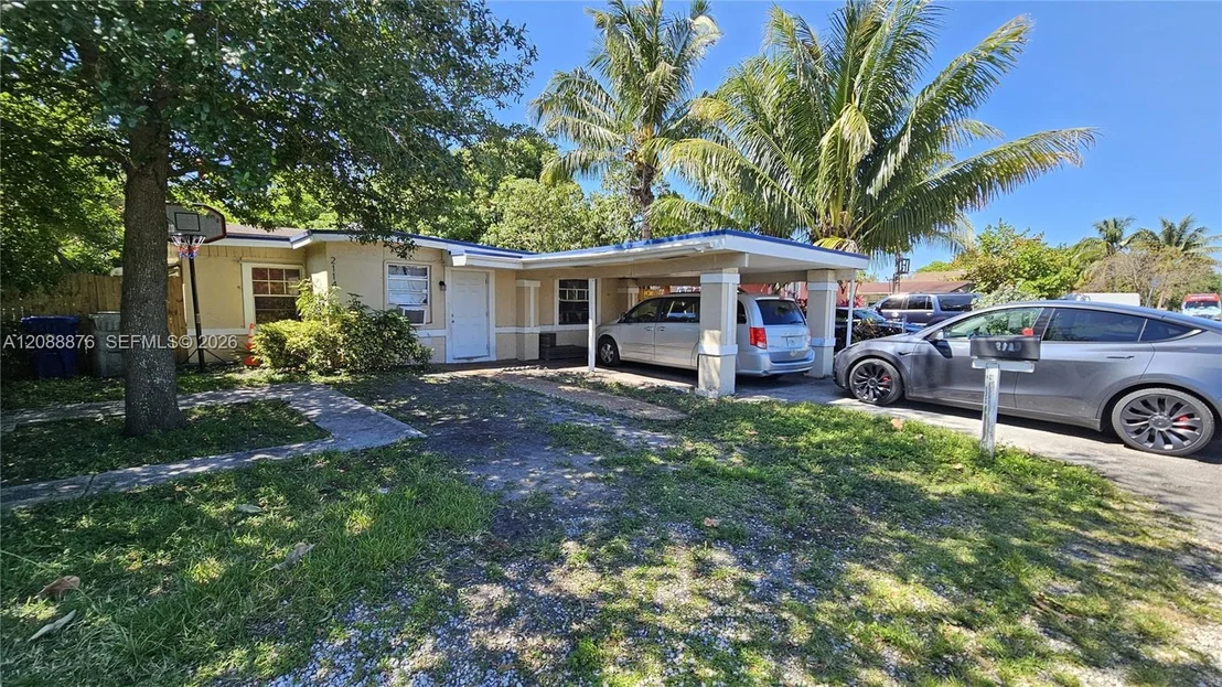Photo of 2114 NW 5th St