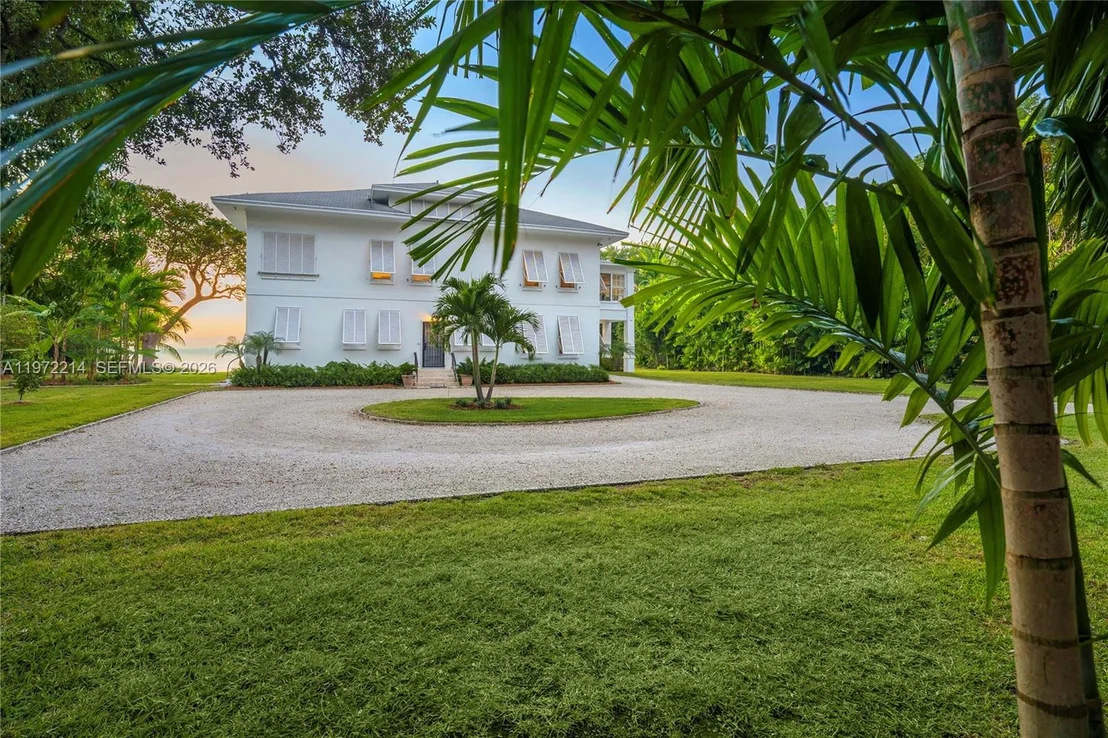 Photo of 3149 Brickell Ave