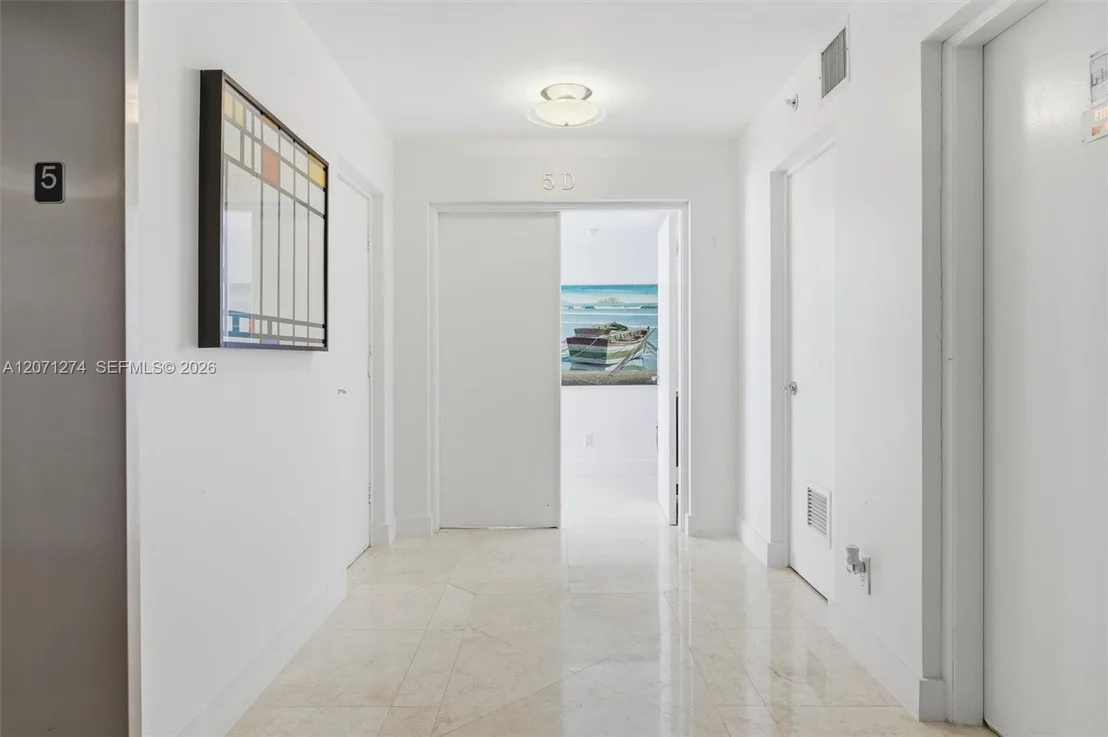 Photo of Unit 5D at 613 Ocean Dr
