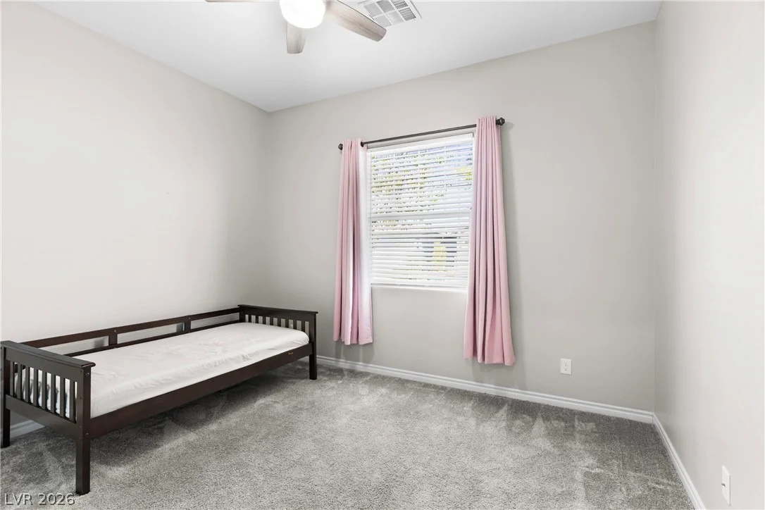 Photo of 652 Longfeather Street
