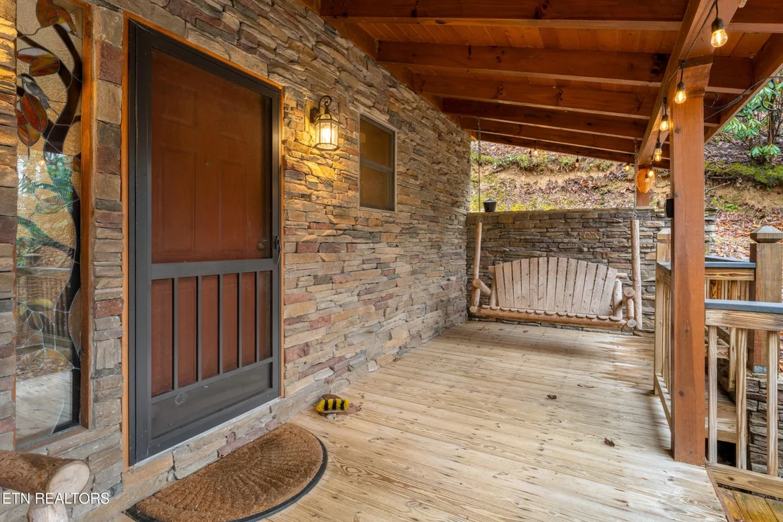 Photo of 3824 Bear Camp Way