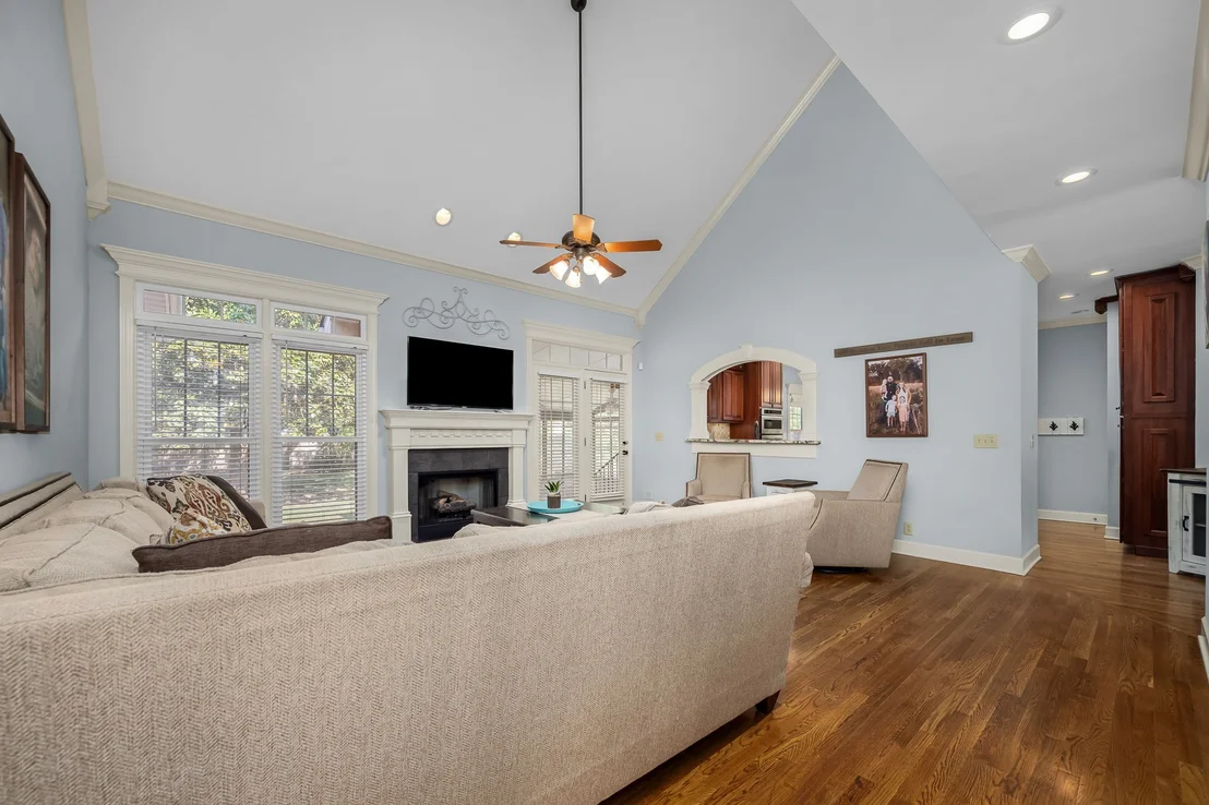 Photo of 3418 Lawncrest Cv
