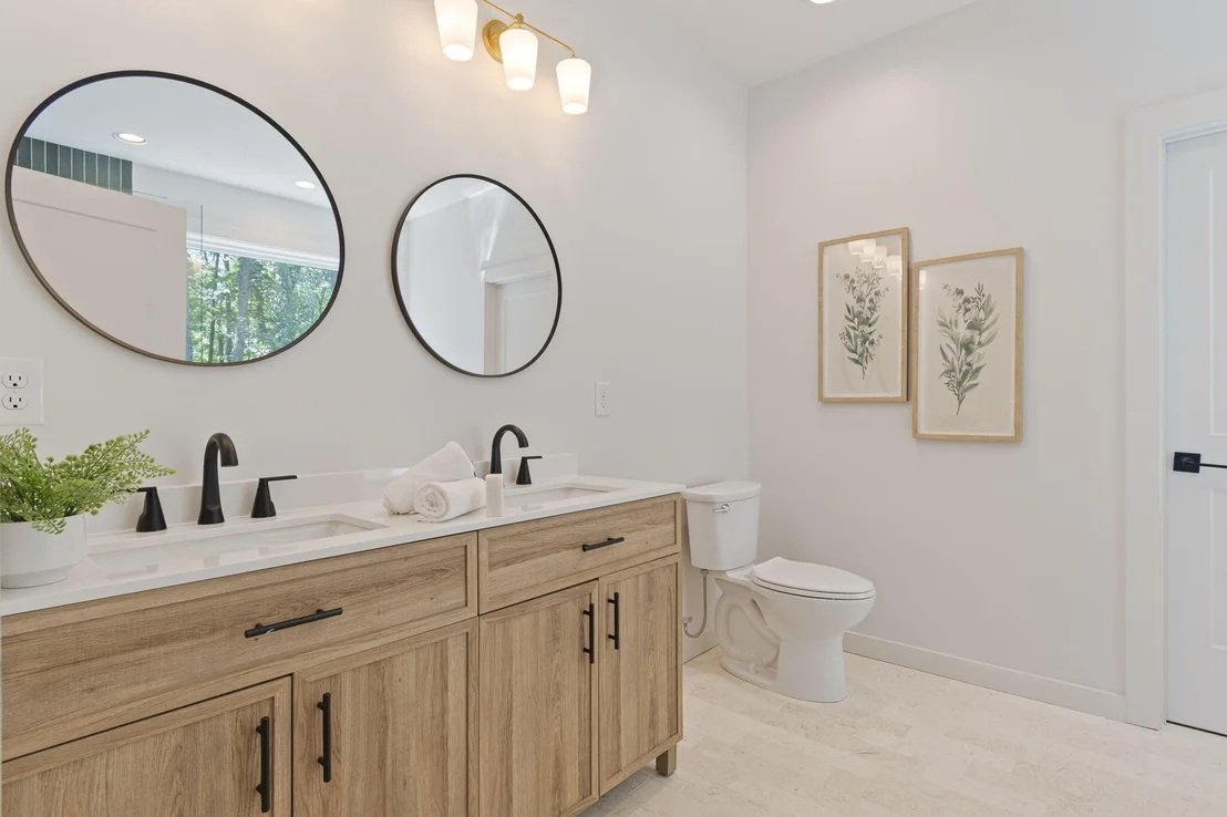 Photo of 824 Valley View Drive