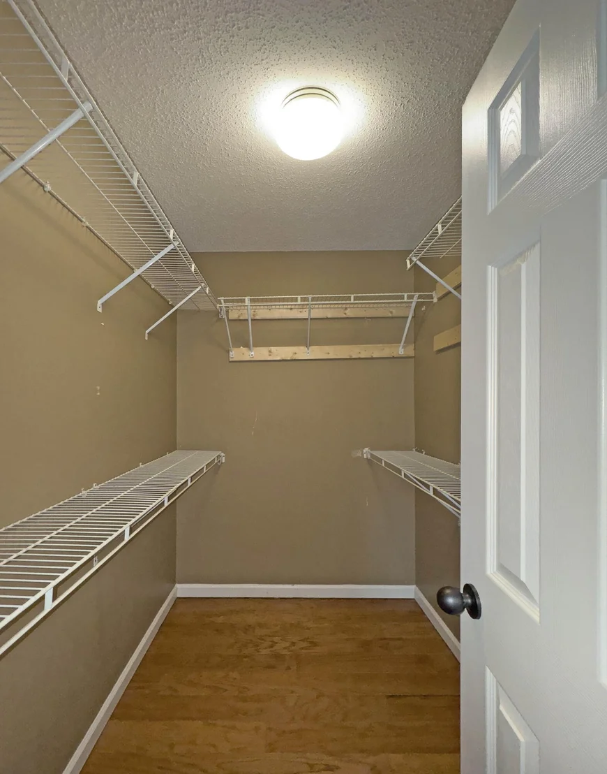 Photo of 715 Carmen Drive