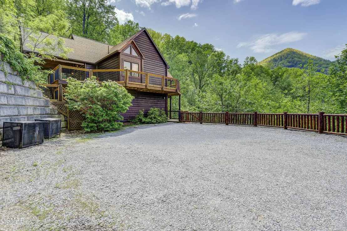 Photo of 3747 Edge Park Drive