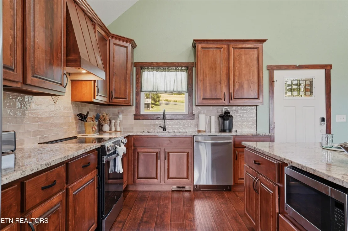 Photo of 141 Robert Lee Drive