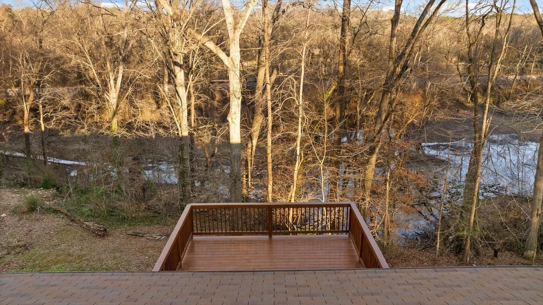 Photo of 142 Douglas Drive