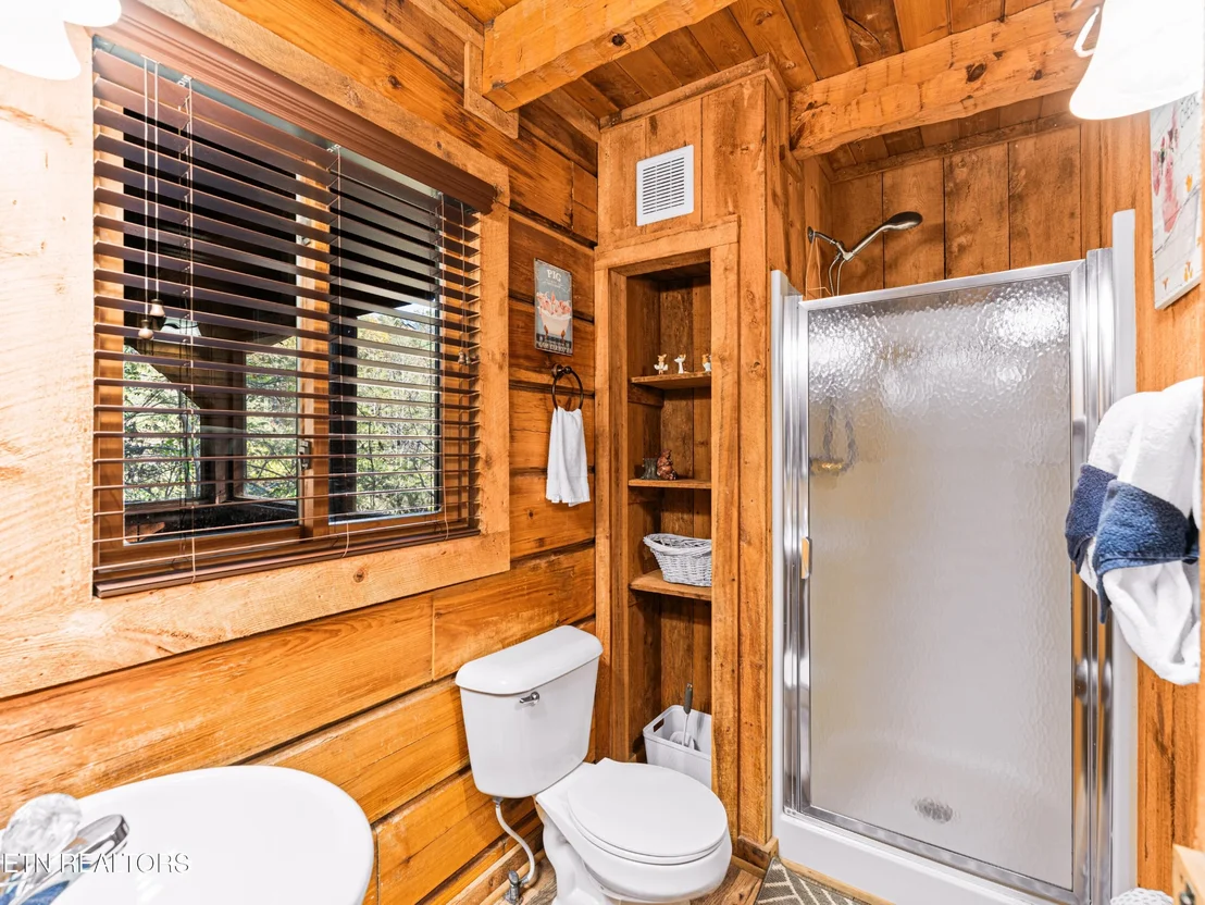 Photo of 1083 Bryan View Rd