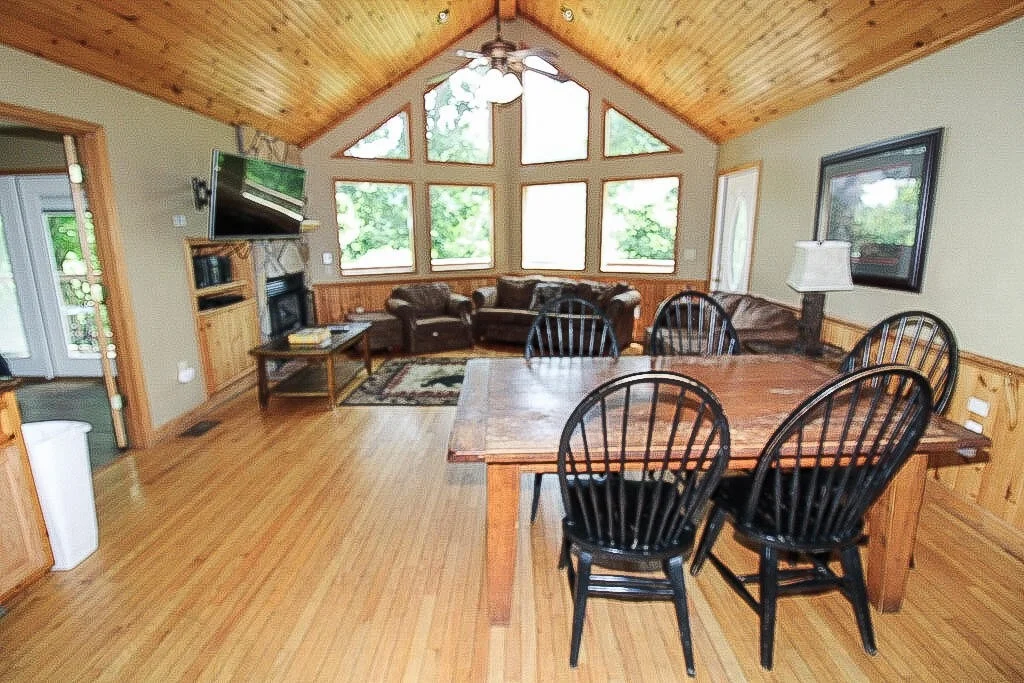 Photo of 443 Loop Road