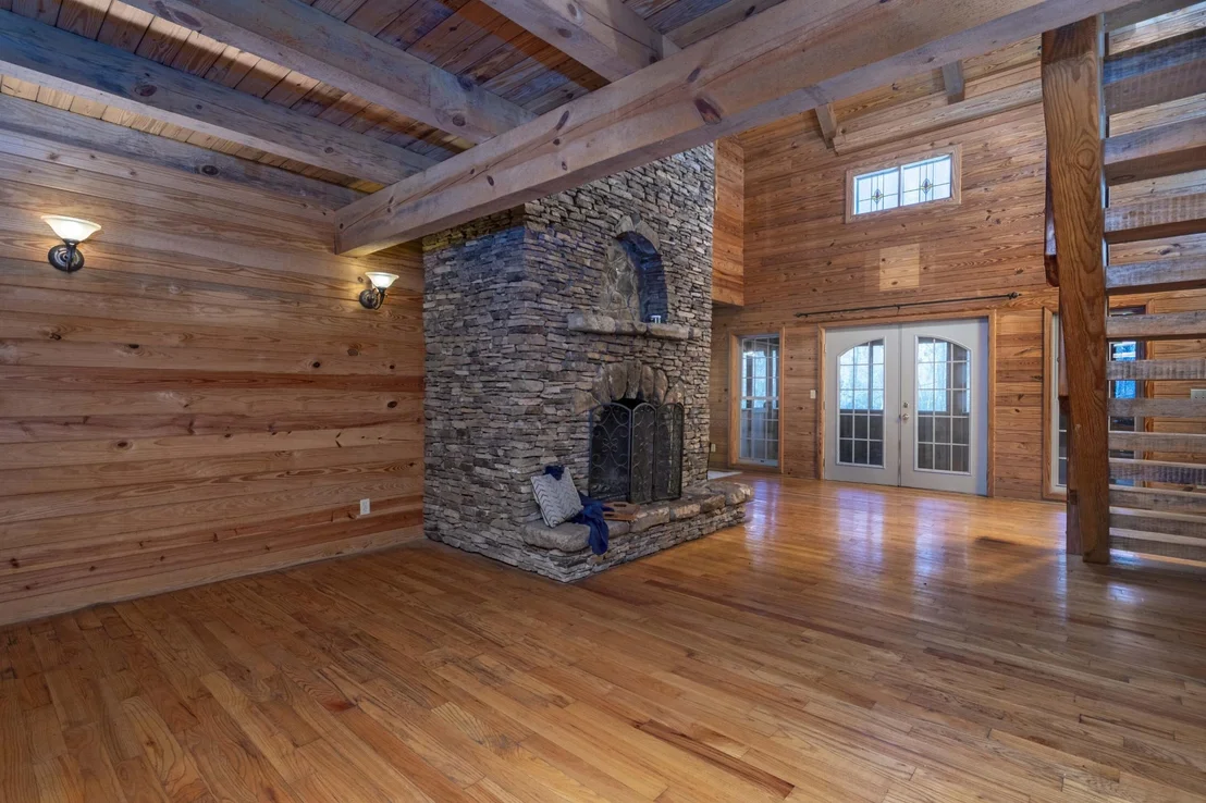 Photo of 662 Dewind Drive