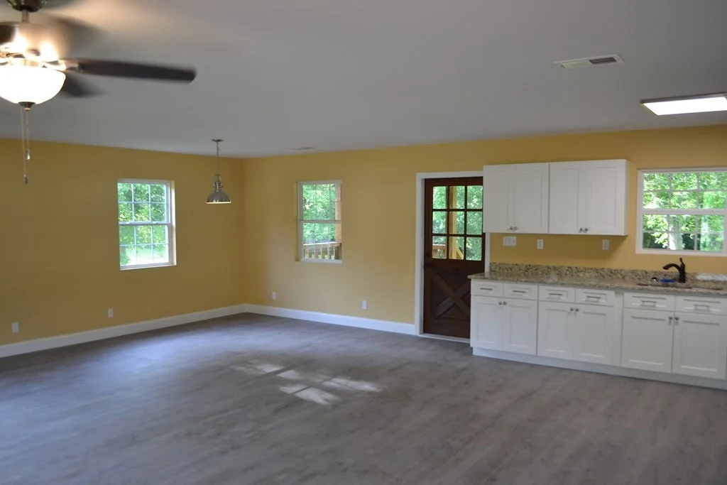 Photo of 834 Golden Circle Drive