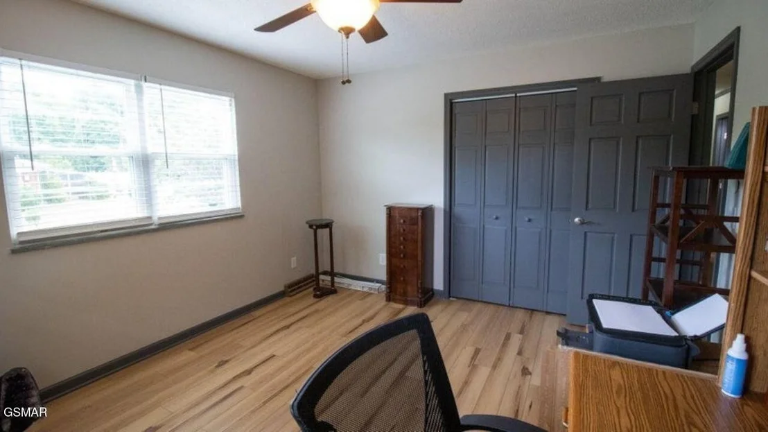 Photo of 310 Hollywood Circle