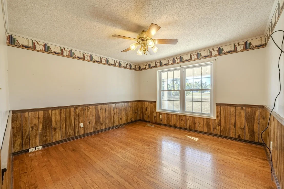 Photo of 160 DOVE DR