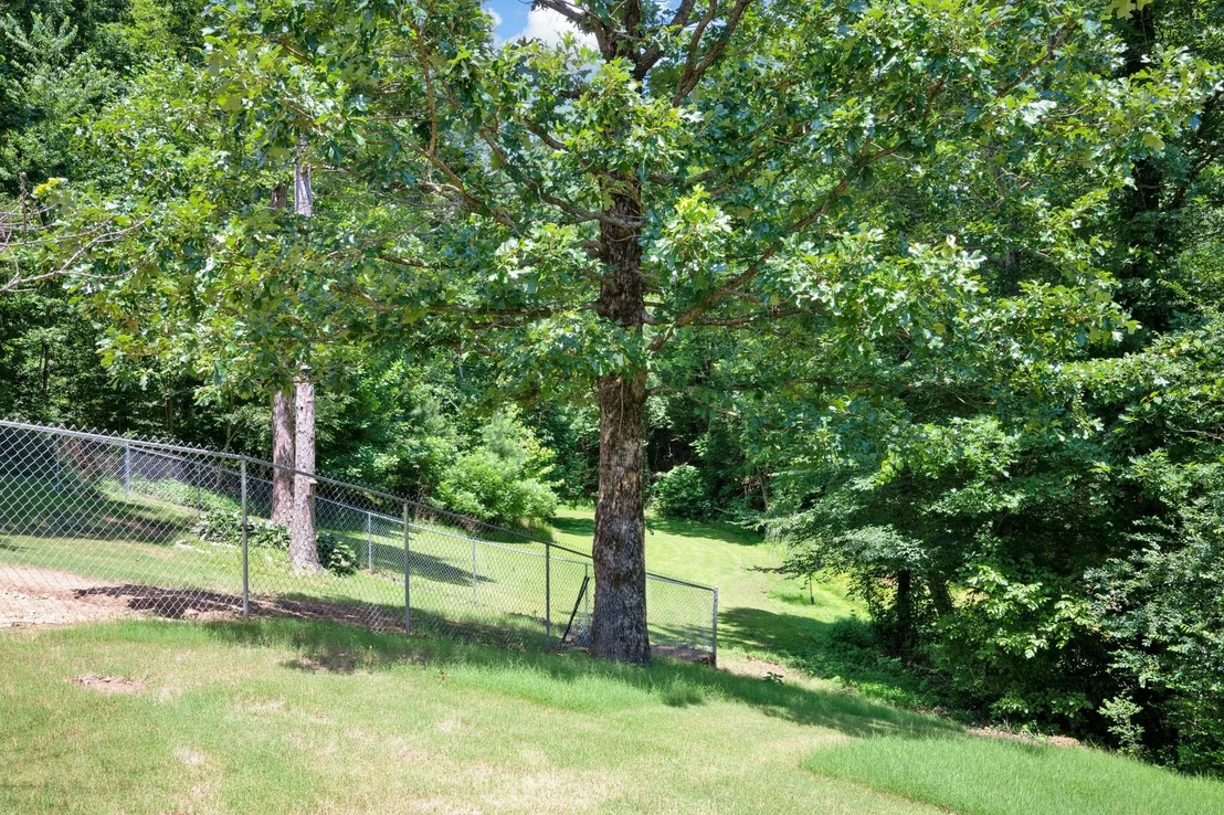Photo of 109 Whippoorwill Dr