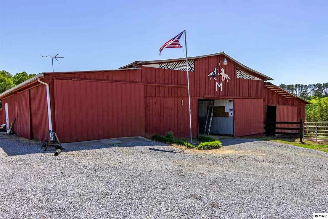 Photo of 633 Johnson Road