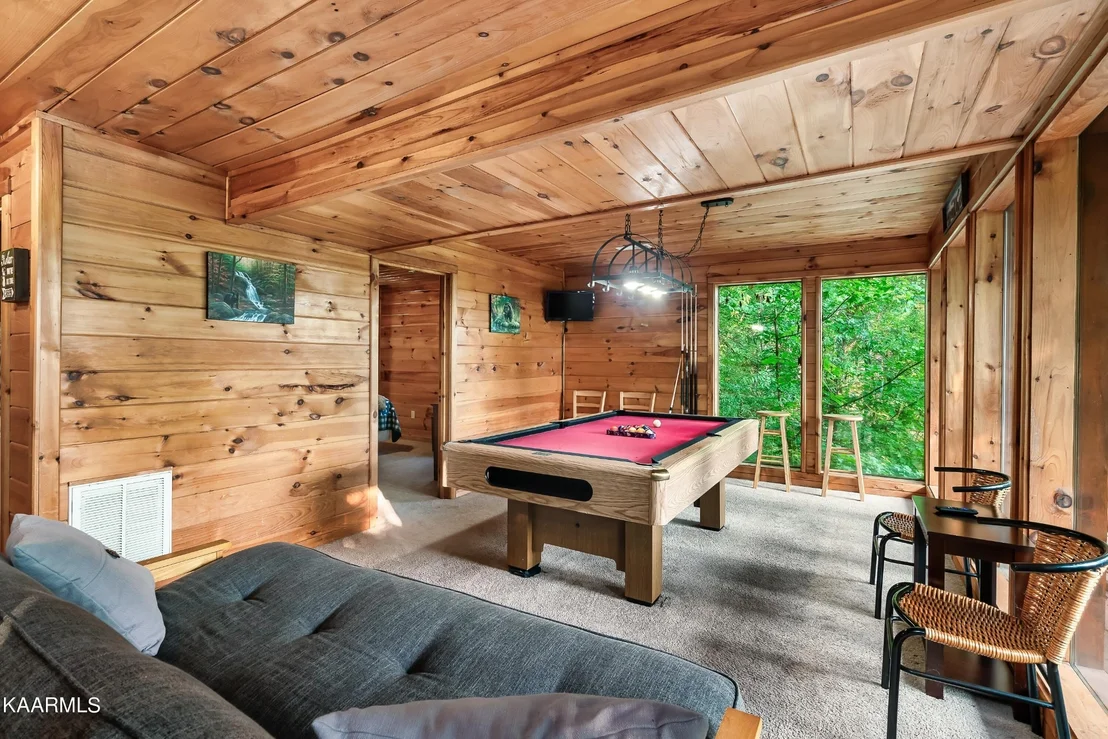 Photo of 529 Hideaway Ridge Circle