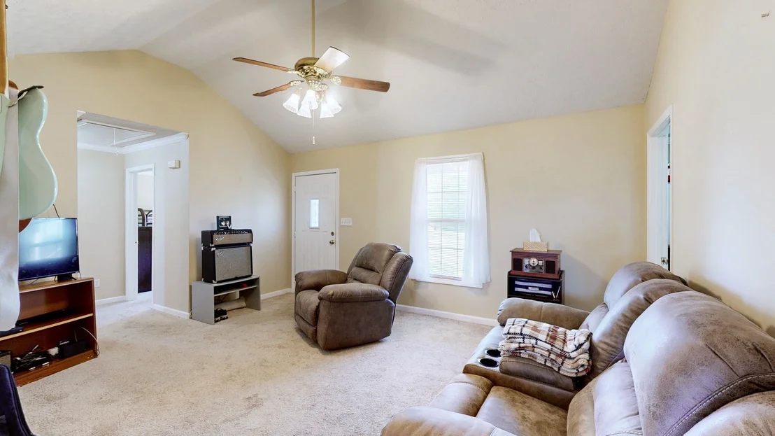 Photo of 136 Coates Rd