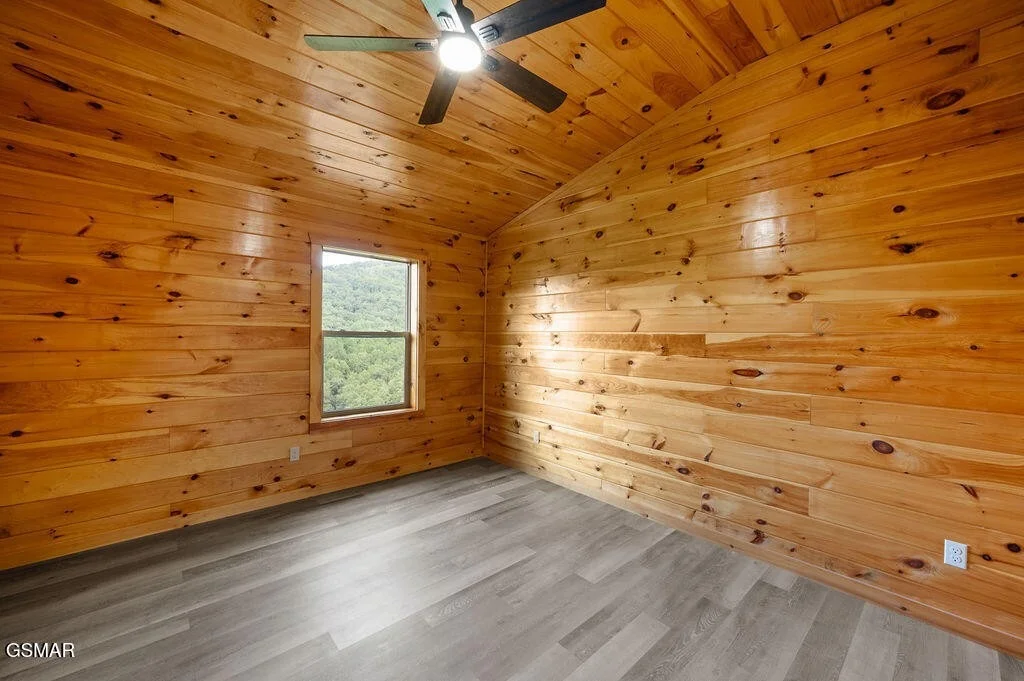 Photo of 4183 Chamberlain Lane