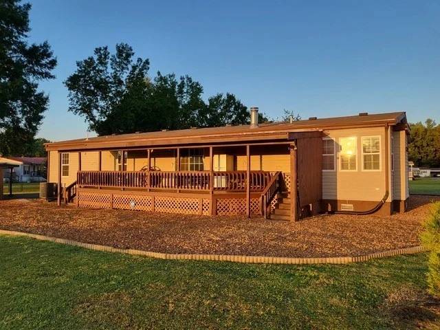 Photo of 182 Running Deer Ln