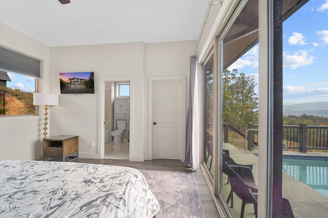 Photo of 3047 Mountaineer Trail