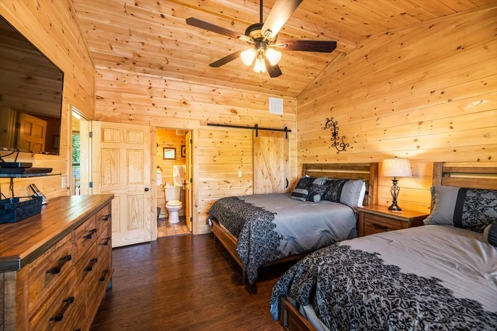Photo of 220 Alpine Mountain Way
