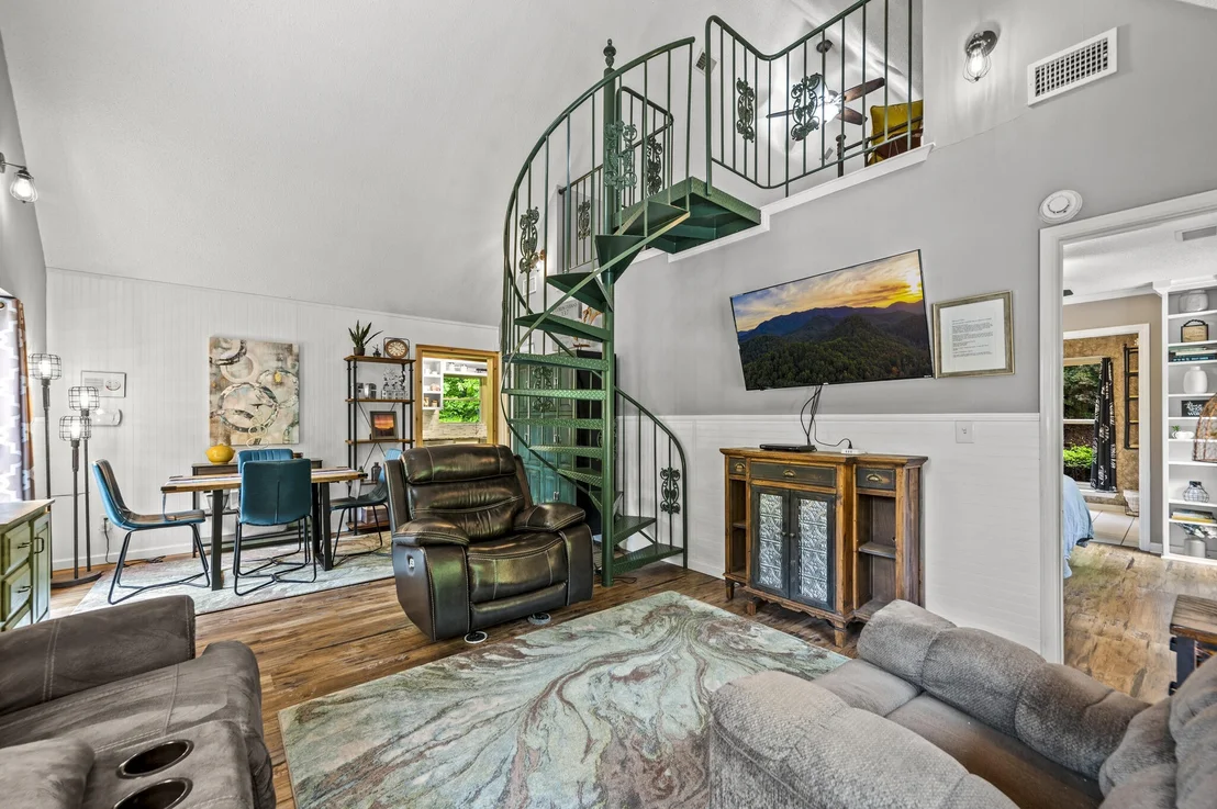 Photo of 3325 Tekoa Mountain Way