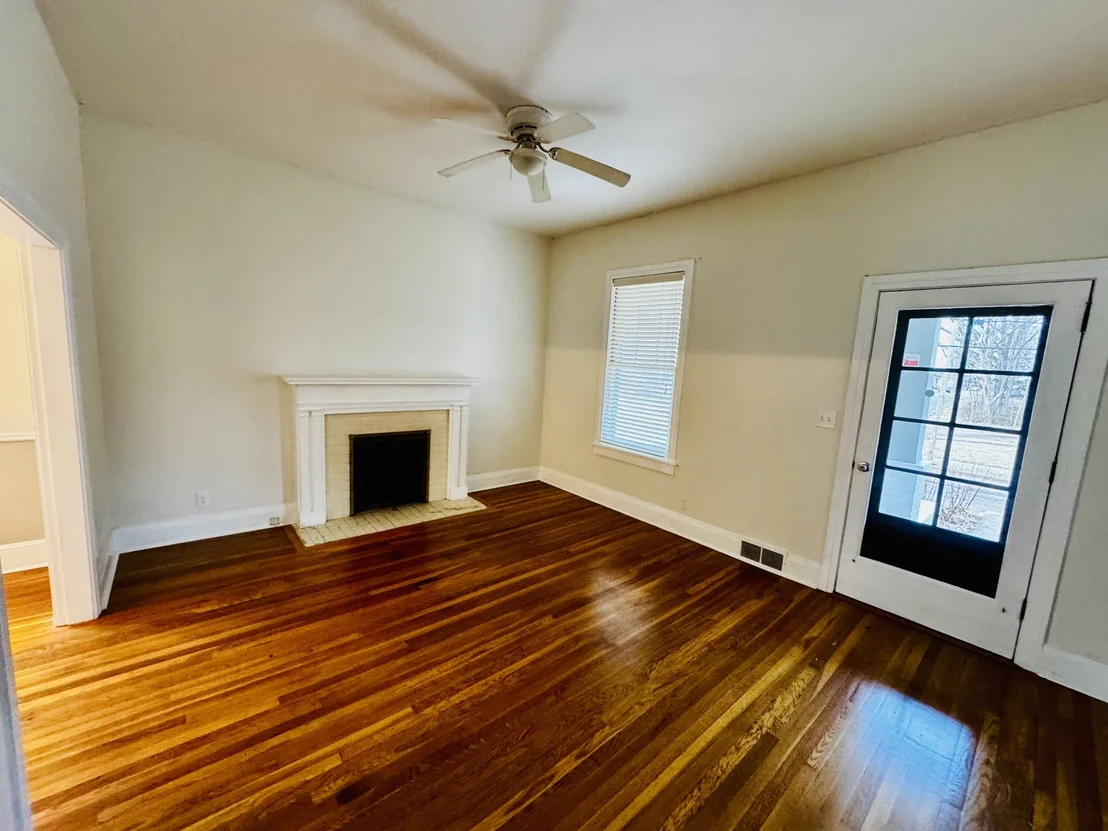 Photo of 321 Walnut St