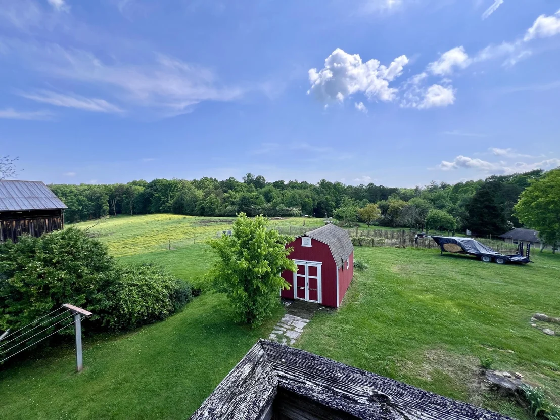 Photo of 1689 Ridge Road