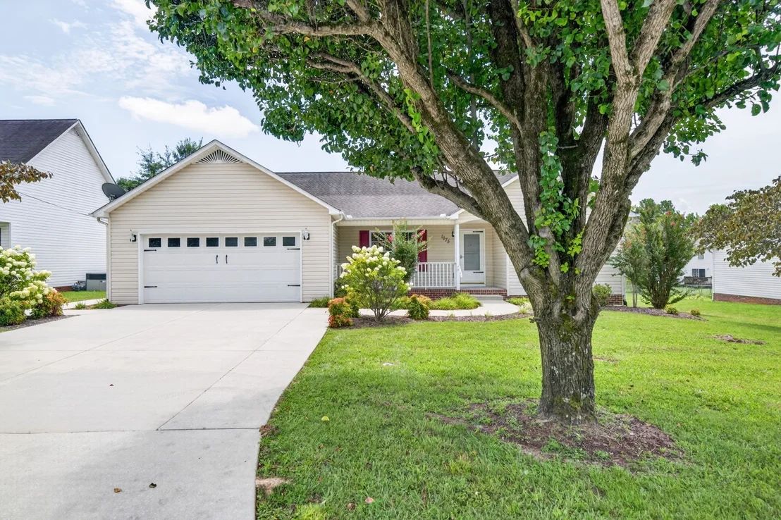 Photo of 1175 Dover Dr