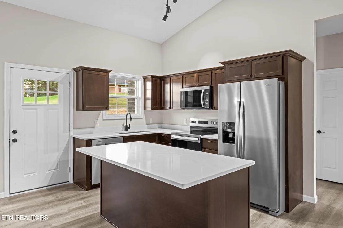 Photo of 1544 Bentview Drive