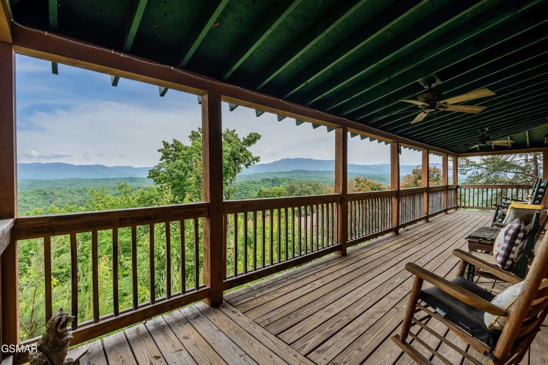 Photo of 1827 Timber Ridge Way