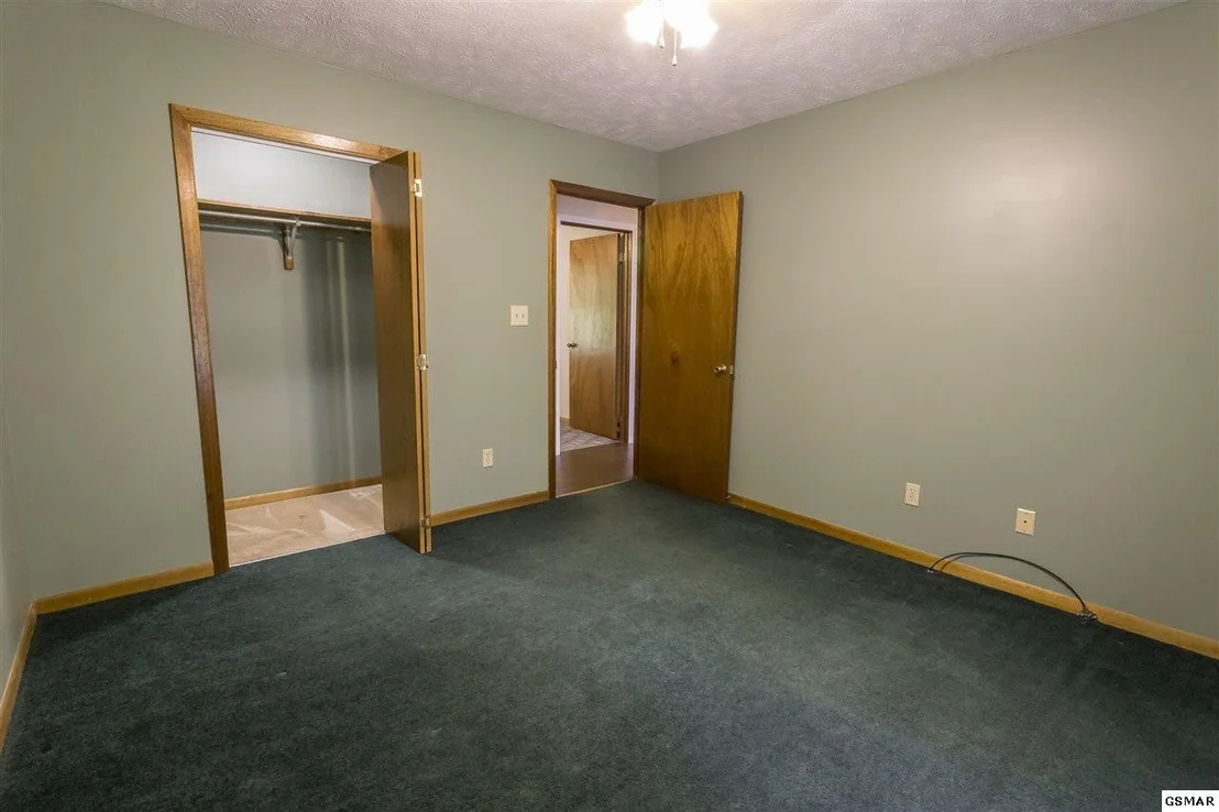 Photo of 2460 Amanda Lane