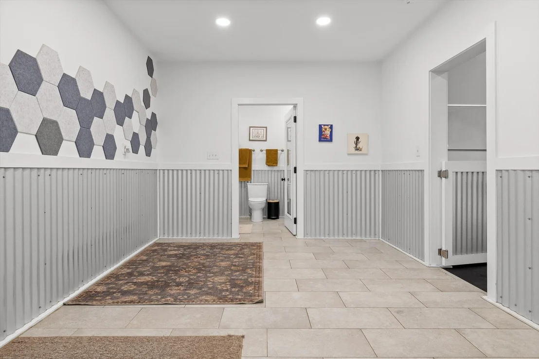 Photo of 9962 Caseview Drive