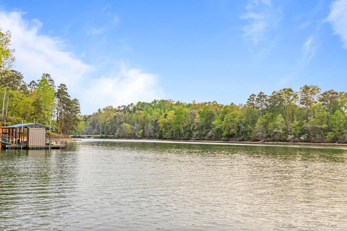 Photo of 979 Clift Cave Road
