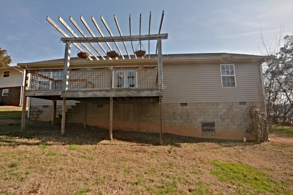 Photo of 1414 Hillcrest Drive