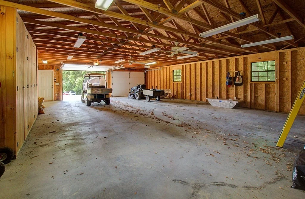 Photo of 3464 Whaley Road