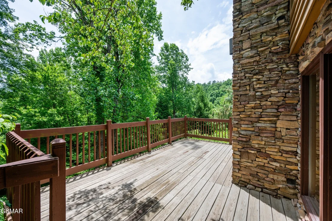Photo of 2369 Goldrush Road