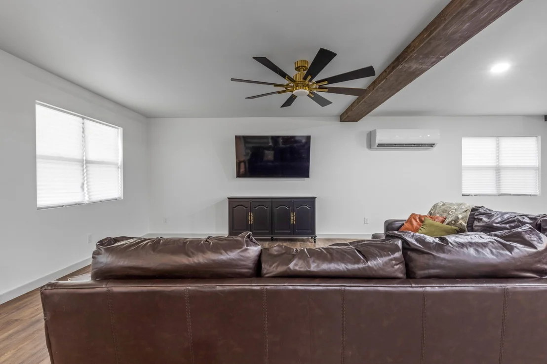 Photo of 192 Dover Road NE