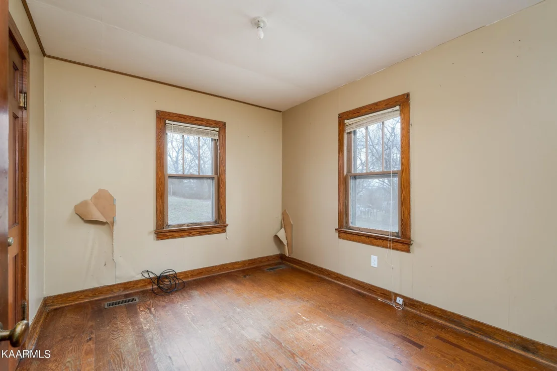 Photo of 119 Housley Ave