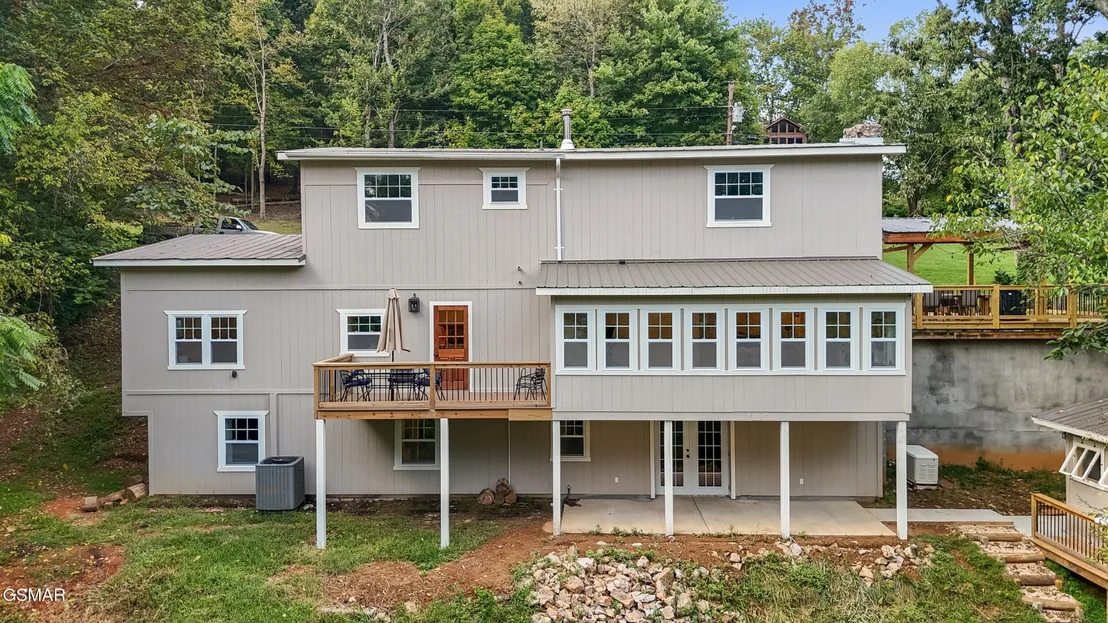Photo of 1068 Mimosa Drive