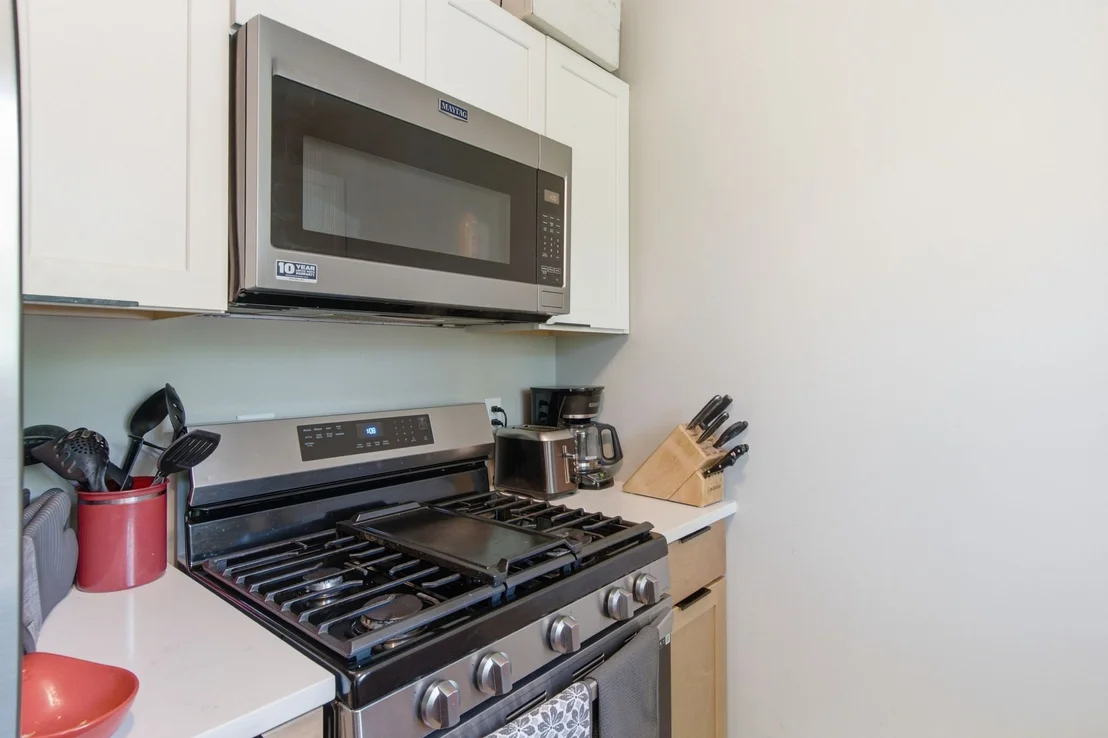 Photo of 7512 Chester Rd