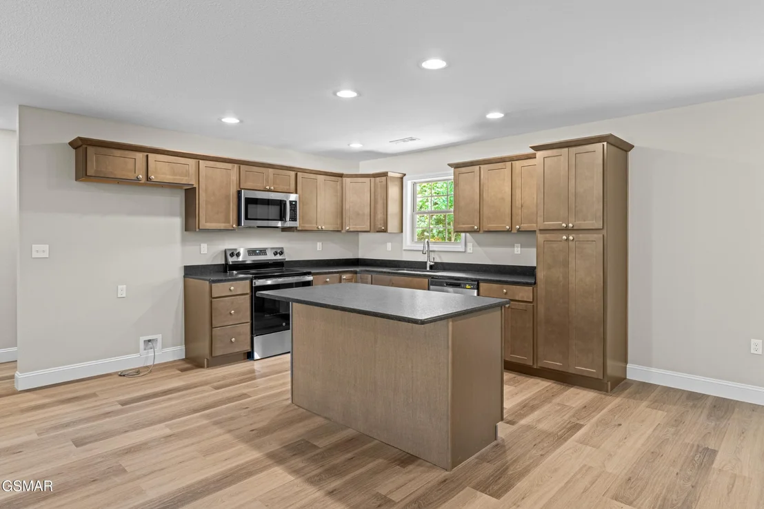 Photo of 1018 Cedar Ln