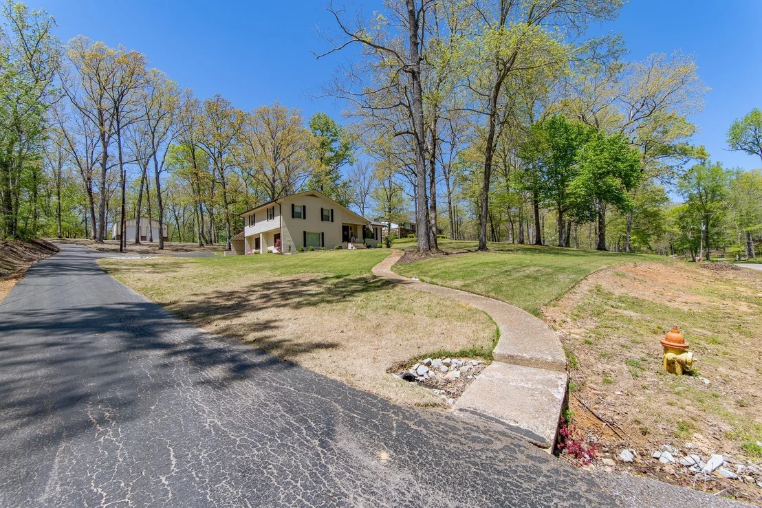 Photo of 180 HORNER DR