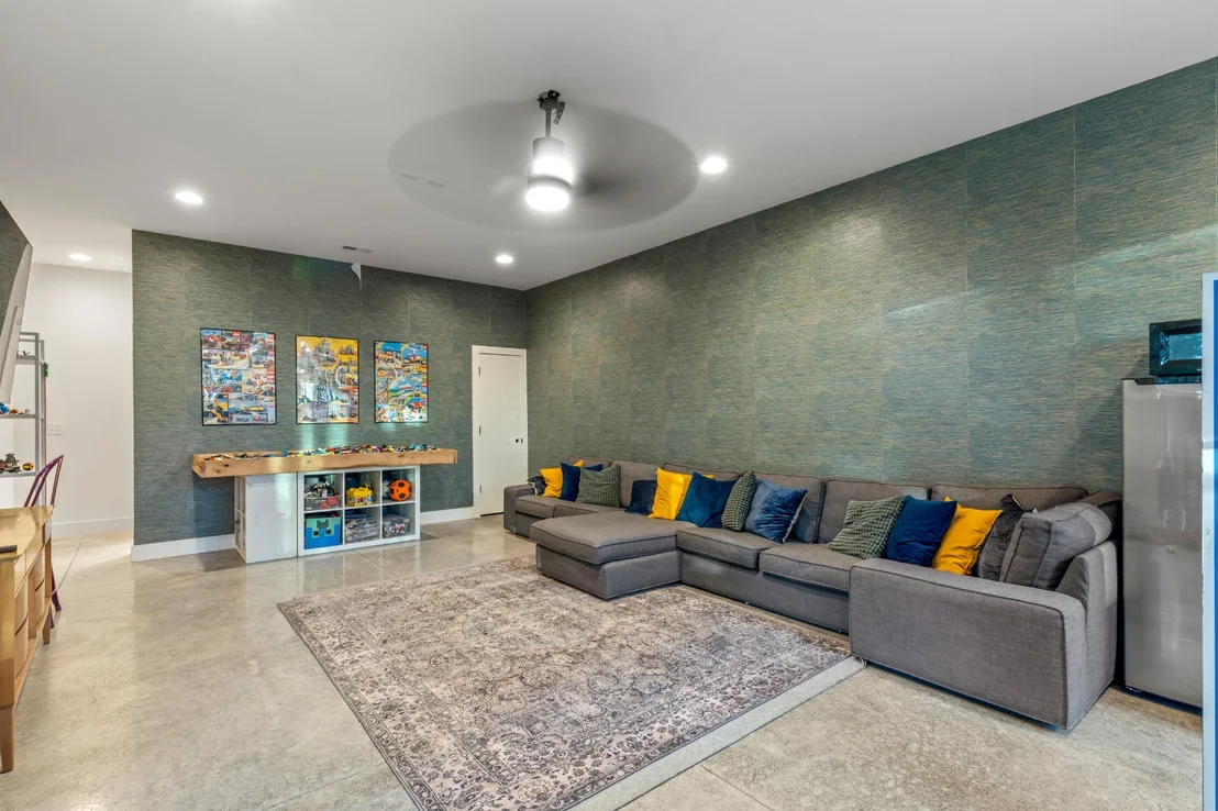 Photo of 163 Sunset Ridge Drive