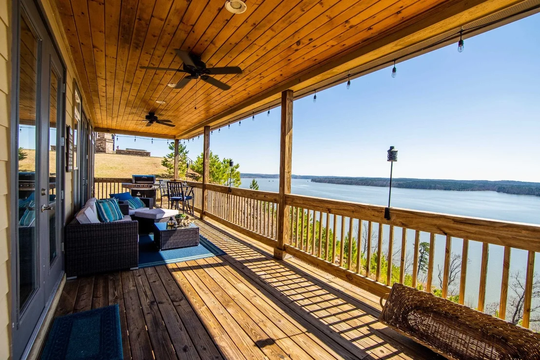 Photo of 85 HIGH POINTE DR