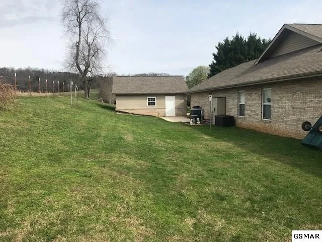 Photo of 619 Southview Circle