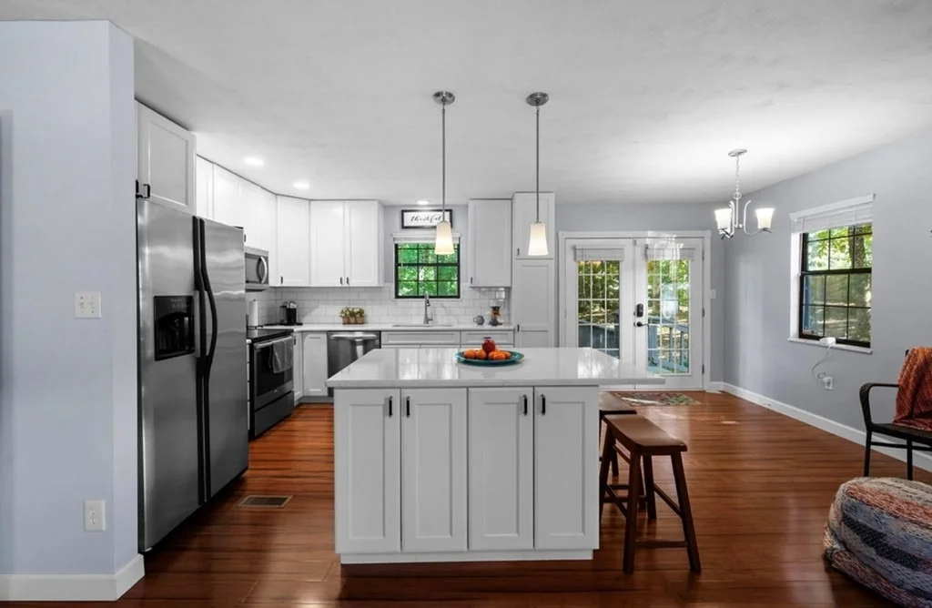 Photo of 3719 Thayer Lane