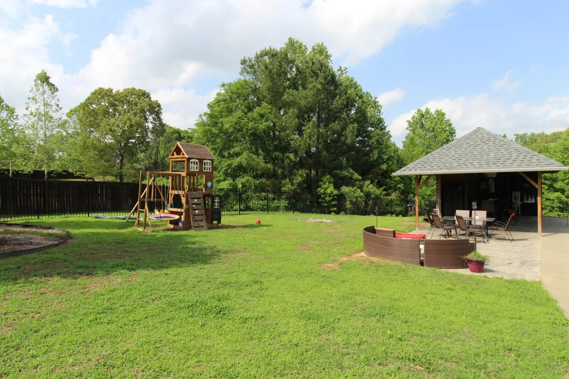 Photo of 294 Beasley Dr