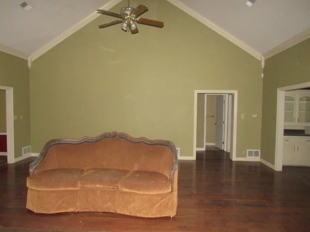 Photo of 9800 E HOLMES RD