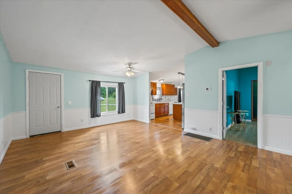 Photo of 289 Cedar Park Dr